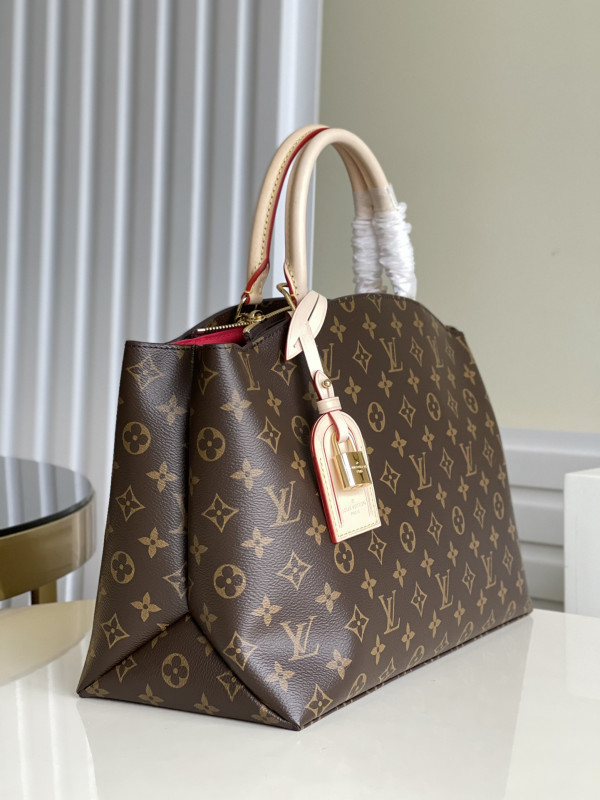 LOUIS VUITTON GRAND PALAIS [Louis1032] CELINE CHANEL ACCESSORIES LOEWE SHOES LOUIS VUITTON DIRO YSL OTHER BRAND HANDBAGS BALENCIAGA BOTTEGA VENETA GOYARD HERMES BURBERRY VALENTINO GUCCI FENDI MIUMIU CHLOE PRADA BVLGARI SUITCASE NEW ARRIVAL 