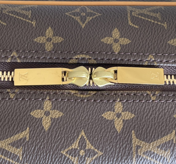 LOUIS VUITTON CITE [Louis1031] CELINE CHANEL ACCESSORIES LOEWE SHOES LOUIS VUITTON DIRO YSL OTHER BRAND HANDBAGS BALENCIAGA BOTTEGA VENETA GOYARD HERMES BURBERRY VALENTINO GUCCI FENDI MIUMIU CHLOE PRADA BVLGARI SUITCASE NEW ARRIVAL 