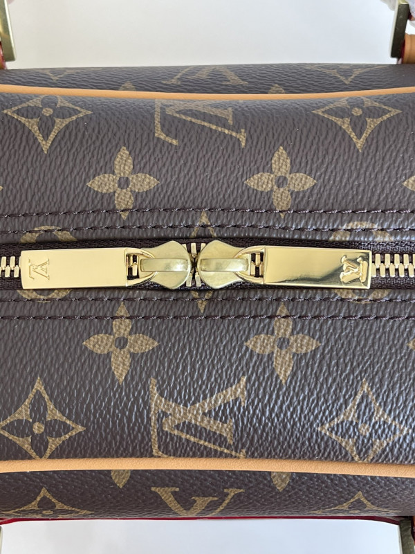 LOUIS VUITTON CITE [Louis1030] CELINE CHANEL ACCESSORIES LOEWE SHOES LOUIS VUITTON DIRO YSL OTHER BRAND HANDBAGS BALENCIAGA BOTTEGA VENETA GOYARD HERMES BURBERRY VALENTINO GUCCI FENDI MIUMIU CHLOE PRADA BVLGARI SUITCASE NEW ARRIVAL 