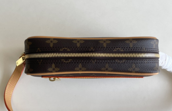 LOUIS VUITTON CITE [Louis1029] CELINE CHANEL ACCESSORIES LOEWE SHOES LOUIS VUITTON DIRO YSL OTHER BRAND HANDBAGS BALENCIAGA BOTTEGA VENETA GOYARD HERMES BURBERRY VALENTINO GUCCI FENDI MIUMIU CHLOE PRADA BVLGARI SUITCASE NEW ARRIVAL 