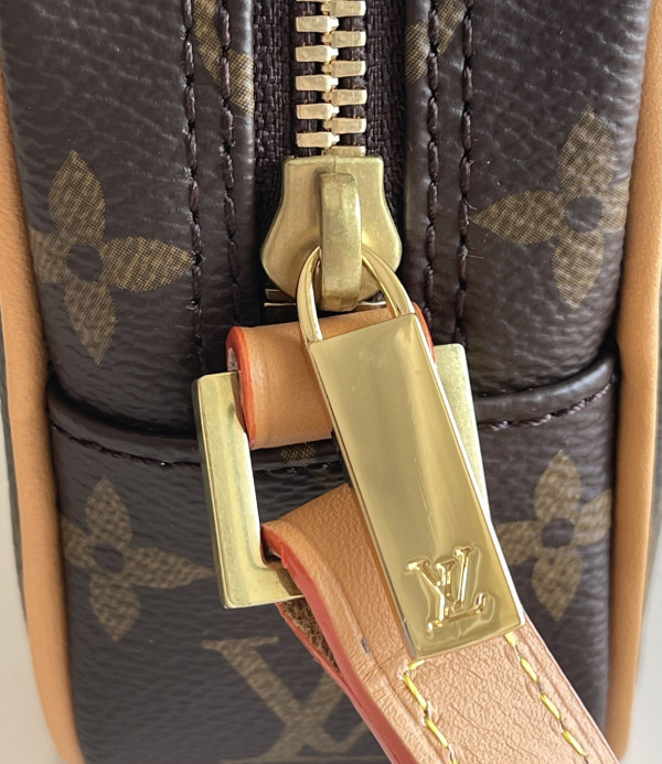 LOUIS VUITTON CITE [Louis1029] CELINE CHANEL ACCESSORIES LOEWE SHOES LOUIS VUITTON DIRO YSL OTHER BRAND HANDBAGS BALENCIAGA BOTTEGA VENETA GOYARD HERMES BURBERRY VALENTINO GUCCI FENDI MIUMIU CHLOE PRADA BVLGARI SUITCASE NEW ARRIVAL 