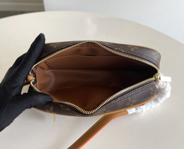 LOUIS VUITTON CITE [Louis1029] CELINE CHANEL ACCESSORIES LOEWE SHOES LOUIS VUITTON DIRO YSL OTHER BRAND HANDBAGS BALENCIAGA BOTTEGA VENETA GOYARD HERMES BURBERRY VALENTINO GUCCI FENDI MIUMIU CHLOE PRADA BVLGARI SUITCASE NEW ARRIVAL 