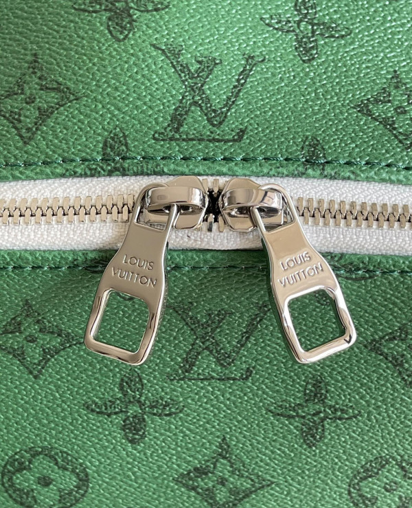 LOUIS VUITTON DISCOVERY BACKPACK [Louis1026] CELINE CHANEL ACCESSORIES LOEWE SHOES LOUIS VUITTON DIRO YSL OTHER BRAND HANDBAGS BALENCIAGA BOTTEGA VENETA GOYARD HERMES BURBERRY VALENTINO GUCCI FENDI MIUMIU CHLOE PRADA BVLGARI SUITCASE NEW ARRIVAL 