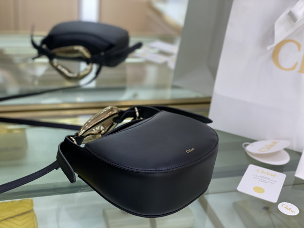 CHLO? KISS SMALL PURSE [Chloe129] CELINE CHANEL ACCESSORIES LOEWE SHOES LOUIS VUITTON DIRO YSL OTHER BRAND HANDBAGS BALENCIAGA BOTTEGA VENETA GOYARD HERMES BURBERRY VALENTINO GUCCI FENDI MIUMIU CHLOE PRADA BVLGARI SUITCASE NEW ARRIVAL 