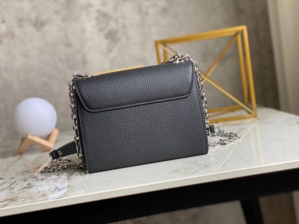 LOUIS VUITTON TWIST PM [Louis1006] CELINE CHANEL ACCESSORIES LOEWE SHOES LOUIS VUITTON DIRO YSL OTHER BRAND HANDBAGS BALENCIAGA BOTTEGA VENETA GOYARD HERMES BURBERRY VALENTINO GUCCI FENDI MIUMIU CHLOE PRADA BVLGARI SUITCASE NEW ARRIVAL 