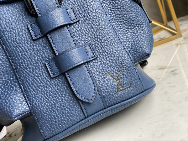 LOUIS VUITTON CHRISTOPHER XS [M58494] CELINE CHANEL ACCESSORIES LOEWE SHOES LOUIS VUITTON DIRO YSL OTHER BRAND HANDBAGS BALENCIAGA BOTTEGA VENETA GOYARD HERMES BURBERRY VALENTINO GUCCI FENDI MIUMIU CHLOE PRADA BVLGARI SUITCASE NEW ARRIVAL 