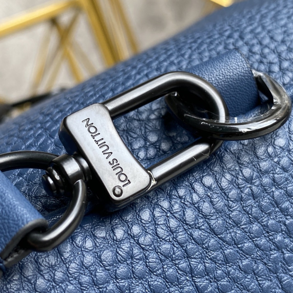 LOUIS VUITTON CHRISTOPHER XS [M58494] CELINE CHANEL ACCESSORIES LOEWE SHOES LOUIS VUITTON DIRO YSL OTHER BRAND HANDBAGS BALENCIAGA BOTTEGA VENETA GOYARD HERMES BURBERRY VALENTINO GUCCI FENDI MIUMIU CHLOE PRADA BVLGARI SUITCASE NEW ARRIVAL 