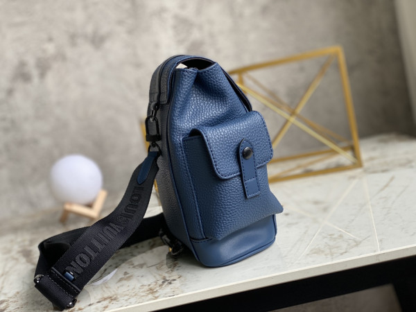 LOUIS VUITTON CHRISTOPHER XS [M58494] CELINE CHANEL ACCESSORIES LOEWE SHOES LOUIS VUITTON DIRO YSL OTHER BRAND HANDBAGS BALENCIAGA BOTTEGA VENETA GOYARD HERMES BURBERRY VALENTINO GUCCI FENDI MIUMIU CHLOE PRADA BVLGARI SUITCASE NEW ARRIVAL 