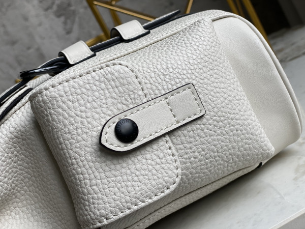 LOUIS VUITTON CHRISTOPHER XS [M58493] CELINE CHANEL ACCESSORIES LOEWE SHOES LOUIS VUITTON DIRO YSL OTHER BRAND HANDBAGS BALENCIAGA BOTTEGA VENETA GOYARD HERMES BURBERRY VALENTINO GUCCI FENDI MIUMIU CHLOE PRADA BVLGARI SUITCASE NEW ARRIVAL 