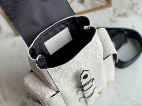 LOUIS VUITTON CHRISTOPHER XS [M58493] CELINE CHANEL ACCESSORIES LOEWE SHOES LOUIS VUITTON DIRO YSL OTHER BRAND HANDBAGS BALENCIAGA BOTTEGA VENETA GOYARD HERMES BURBERRY VALENTINO GUCCI FENDI MIUMIU CHLOE PRADA BVLGARI SUITCASE NEW ARRIVAL 