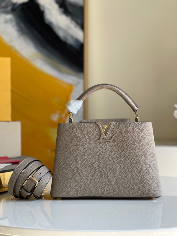 (image for) LOUIS VUITTON CAPUCINES BB