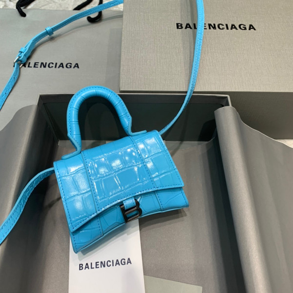 (image for) BALENCIAGA HOURGLASS