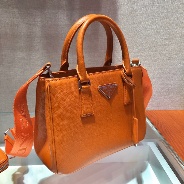 (image for) PRADA GALLERIA