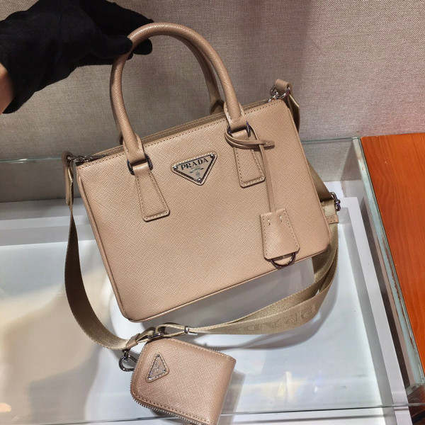 (image for) PRADA GALLERIA