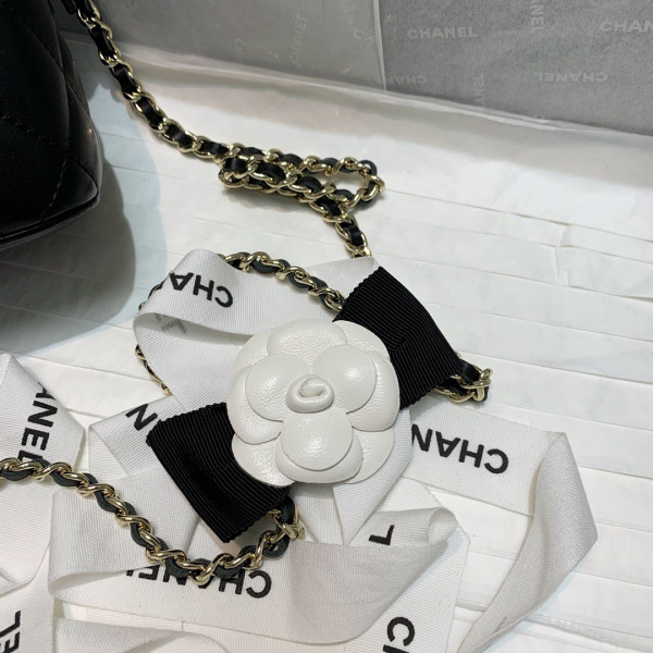 (image for) CL SMALL VANITY WITH CHAIN