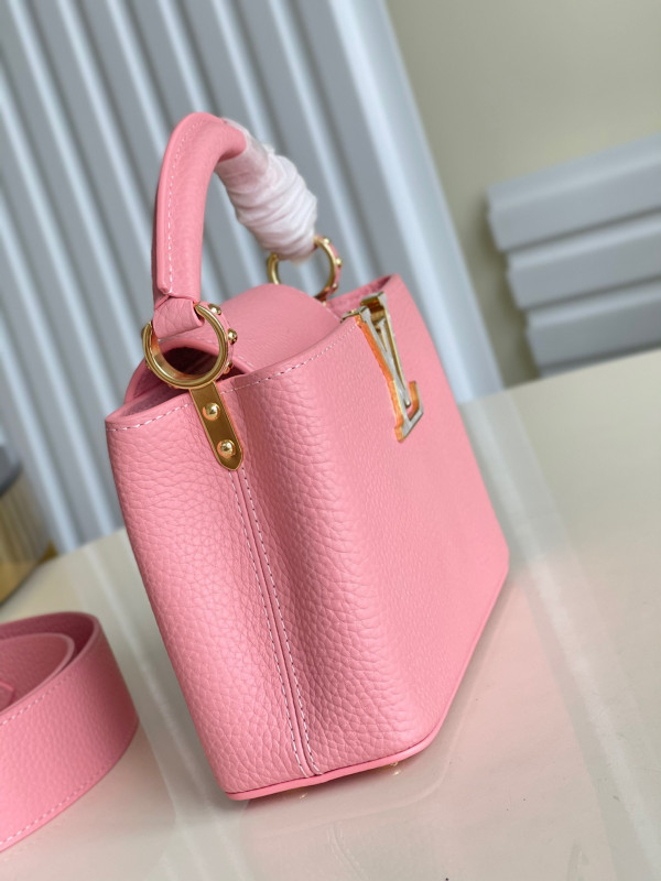 (image for) LOUIS VUITTON CAPUCINES MINI