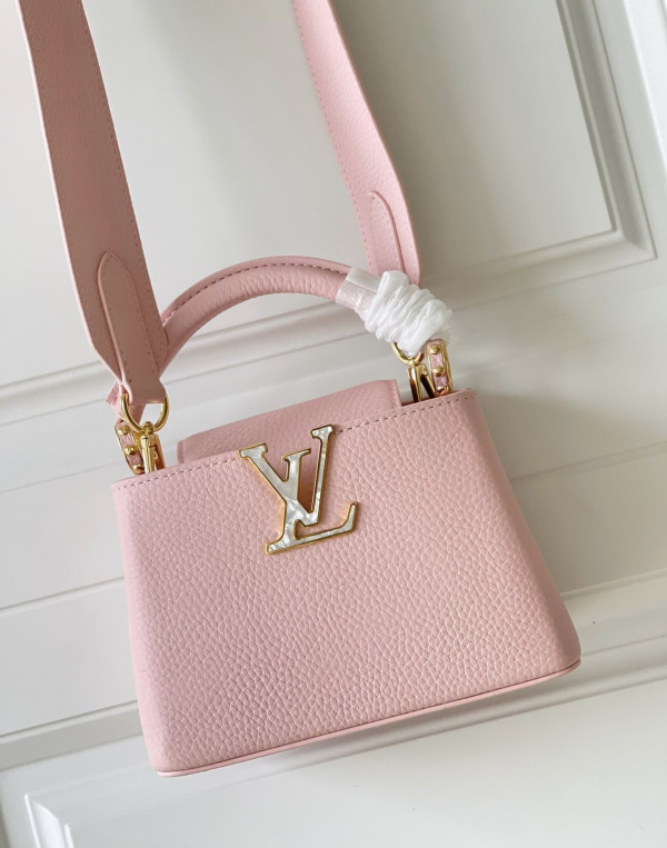 (image for) LOUIS VUITTON CAPUCINES MINI