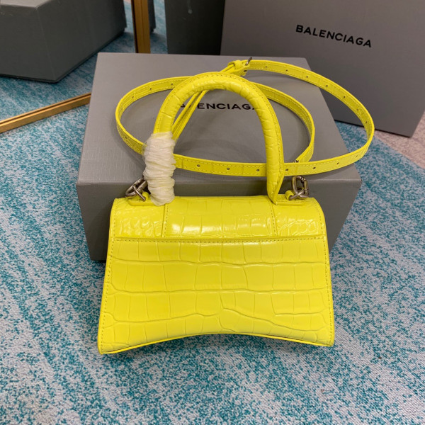 (image for) BALENCIAGA HOURGLASS