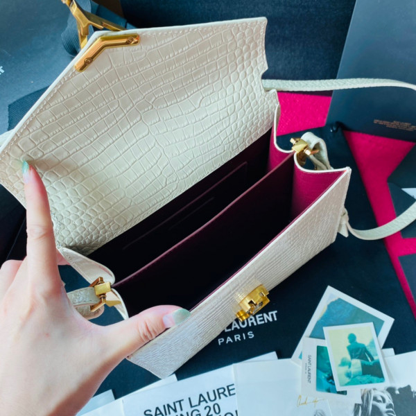 YSL CASSANDRA MINI TOP HANDLE BAG [YSL346] CELINE CHANEL ACCESSORIES LOEWE SHOES LOUIS VUITTON DIRO YSL OTHER BRAND HANDBAGS BALENCIAGA BOTTEGA VENETA GOYARD HERMES BURBERRY VALENTINO GUCCI FENDI MIUMIU CHLOE PRADA BVLGARI SUITCASE NEW ARRIVAL 