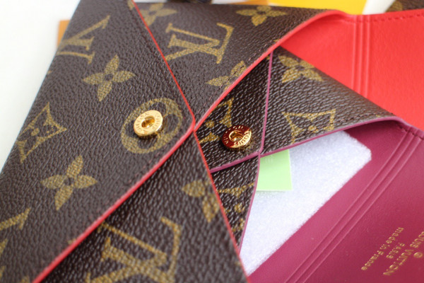 LOUIS VUITTON KIRIGAMI POCHETTE [M62034] CELINE CHANEL ACCESSORIES LOEWE SHOES LOUIS VUITTON DIRO YSL OTHER BRAND HANDBAGS BALENCIAGA BOTTEGA VENETA GOYARD HERMES BURBERRY VALENTINO GUCCI FENDI MIUMIU CHLOE PRADA BVLGARI SUITCASE NEW ARRIVAL 