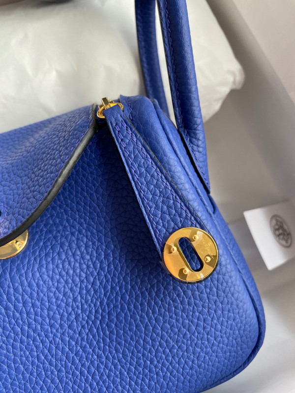 HERMES LINDY MINI HANDMADE [Hermes210] CELINE CHANEL ACCESSORIES LOEWE SHOES LOUIS VUITTON DIRO YSL OTHER BRAND HANDBAGS BALENCIAGA BOTTEGA VENETA GOYARD HERMES BURBERRY VALENTINO GUCCI FENDI MIUMIU CHLOE PRADA BVLGARI SUITCASE NEW ARRIVAL 