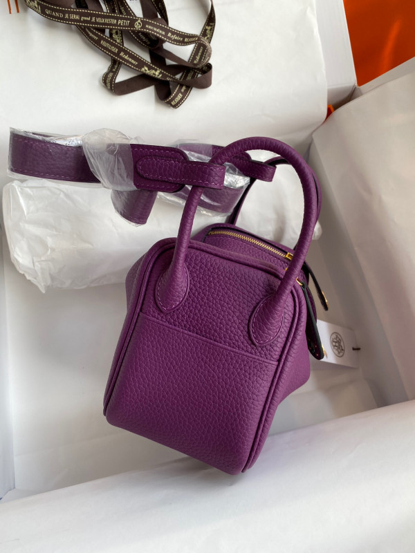 HERMES LINDY MINI HANDMADE [Hermes207] CELINE CHANEL ACCESSORIES LOEWE SHOES LOUIS VUITTON DIRO YSL OTHER BRAND HANDBAGS BALENCIAGA BOTTEGA VENETA GOYARD HERMES BURBERRY VALENTINO GUCCI FENDI MIUMIU CHLOE PRADA BVLGARI SUITCASE NEW ARRIVAL 