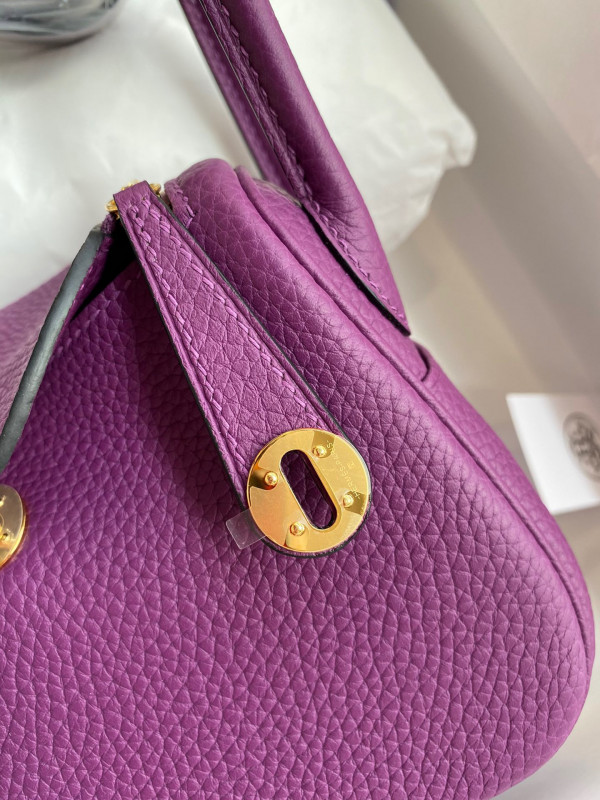 HERMES LINDY MINI HANDMADE [Hermes207] CELINE CHANEL ACCESSORIES LOEWE SHOES LOUIS VUITTON DIRO YSL OTHER BRAND HANDBAGS BALENCIAGA BOTTEGA VENETA GOYARD HERMES BURBERRY VALENTINO GUCCI FENDI MIUMIU CHLOE PRADA BVLGARI SUITCASE NEW ARRIVAL 