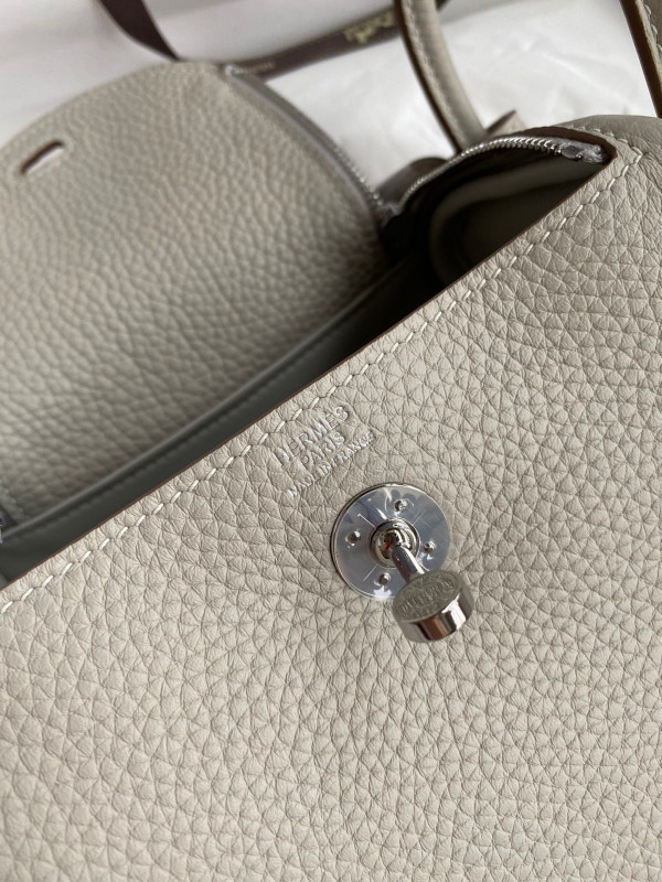 HERMES LINDY MINI HANDMADE [Hermes204] CELINE CHANEL ACCESSORIES LOEWE SHOES LOUIS VUITTON DIRO YSL OTHER BRAND HANDBAGS BALENCIAGA BOTTEGA VENETA GOYARD HERMES BURBERRY VALENTINO GUCCI FENDI MIUMIU CHLOE PRADA BVLGARI SUITCASE NEW ARRIVAL 