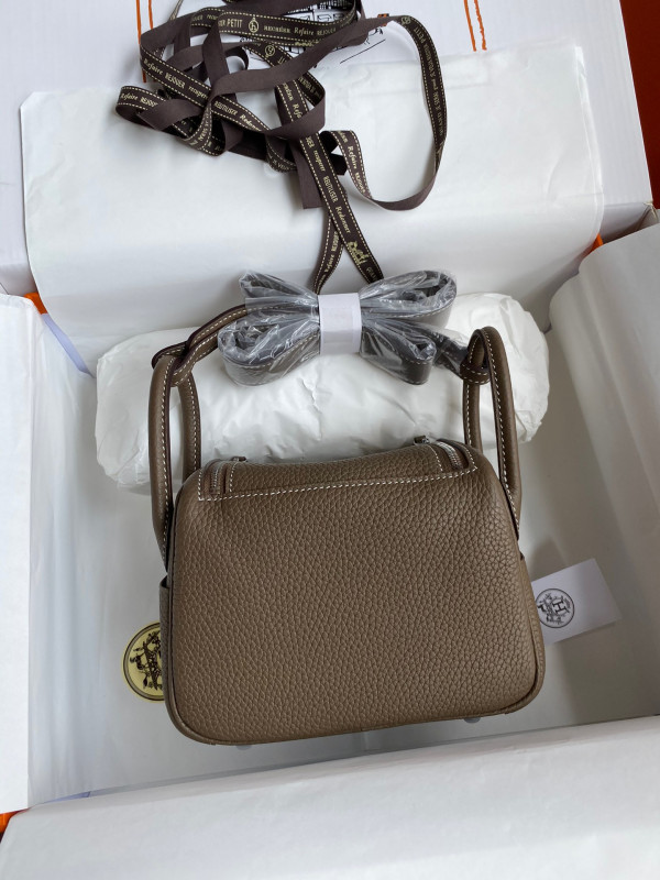 HERMES LINDY MINI HANDMADE [Hermes200] CELINE CHANEL ACCESSORIES LOEWE SHOES LOUIS VUITTON DIRO YSL OTHER BRAND HANDBAGS BALENCIAGA BOTTEGA VENETA GOYARD HERMES BURBERRY VALENTINO GUCCI FENDI MIUMIU CHLOE PRADA BVLGARI SUITCASE NEW ARRIVAL 