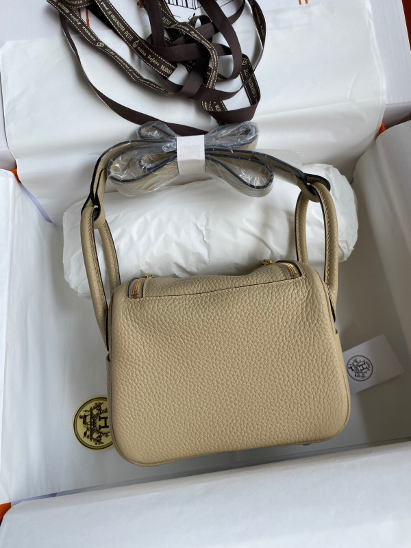 HERMES LINDY MINI HANDMADE [Hermes198] CELINE CHANEL ACCESSORIES LOEWE SHOES LOUIS VUITTON DIRO YSL OTHER BRAND HANDBAGS BALENCIAGA BOTTEGA VENETA GOYARD HERMES BURBERRY VALENTINO GUCCI FENDI MIUMIU CHLOE PRADA BVLGARI SUITCASE NEW ARRIVAL 