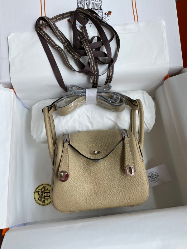 HERMES LINDY MINI HANDMADE [Hermes197] CELINE CHANEL ACCESSORIES LOEWE SHOES LOUIS VUITTON DIRO YSL OTHER BRAND HANDBAGS BALENCIAGA BOTTEGA VENETA GOYARD HERMES BURBERRY VALENTINO GUCCI FENDI MIUMIU CHLOE PRADA BVLGARI SUITCASE NEW ARRIVAL 