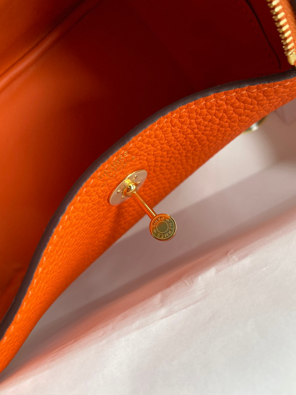HERMES LINDY MINI HANDMADE [Hermes196] CELINE CHANEL ACCESSORIES LOEWE SHOES LOUIS VUITTON DIRO YSL OTHER BRAND HANDBAGS BALENCIAGA BOTTEGA VENETA GOYARD HERMES BURBERRY VALENTINO GUCCI FENDI MIUMIU CHLOE PRADA BVLGARI SUITCASE NEW ARRIVAL 