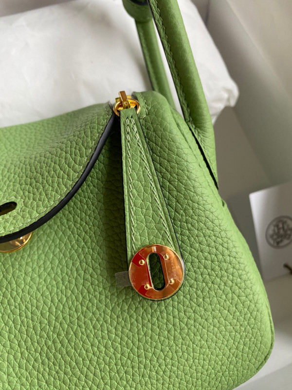 HERMES LINDY MINI HANDMADE [Hermes193] CELINE CHANEL ACCESSORIES LOEWE SHOES LOUIS VUITTON DIRO YSL OTHER BRAND HANDBAGS BALENCIAGA BOTTEGA VENETA GOYARD HERMES BURBERRY VALENTINO GUCCI FENDI MIUMIU CHLOE PRADA BVLGARI SUITCASE NEW ARRIVAL 