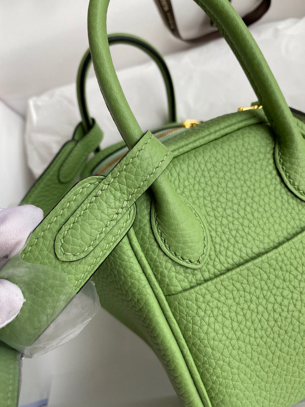 HERMES LINDY MINI HANDMADE [Hermes193] CELINE CHANEL ACCESSORIES LOEWE SHOES LOUIS VUITTON DIRO YSL OTHER BRAND HANDBAGS BALENCIAGA BOTTEGA VENETA GOYARD HERMES BURBERRY VALENTINO GUCCI FENDI MIUMIU CHLOE PRADA BVLGARI SUITCASE NEW ARRIVAL 