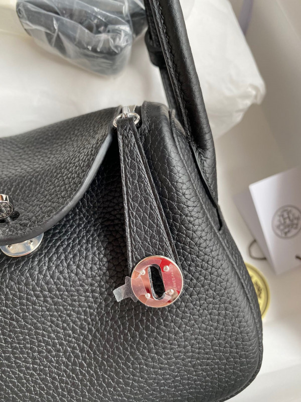 HERMES LINDY MINI HANDMADE [Hermes190] CELINE CHANEL ACCESSORIES LOEWE SHOES LOUIS VUITTON DIRO YSL OTHER BRAND HANDBAGS BALENCIAGA BOTTEGA VENETA GOYARD HERMES BURBERRY VALENTINO GUCCI FENDI MIUMIU CHLOE PRADA BVLGARI SUITCASE NEW ARRIVAL 