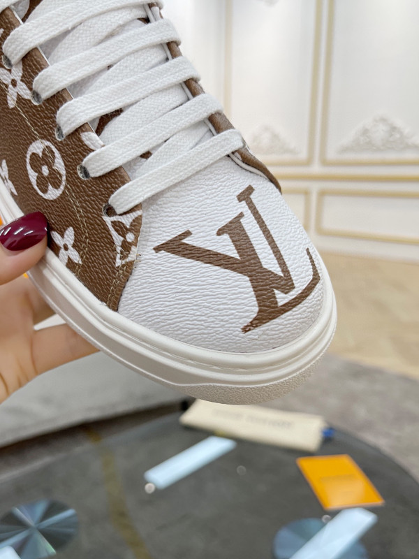 LOUIS VUITTON WOMEN"S TIME OUT SNEAKER [Louis948] CELINE CHANEL ACCESSORIES LOEWE SHOES LOUIS VUITTON DIRO YSL OTHER BRAND HANDBAGS BALENCIAGA BOTTEGA VENETA GOYARD HERMES BURBERRY VALENTINO GUCCI FENDI MIUMIU CHLOE PRADA BVLGARI SUITCASE NEW ARRIVAL 