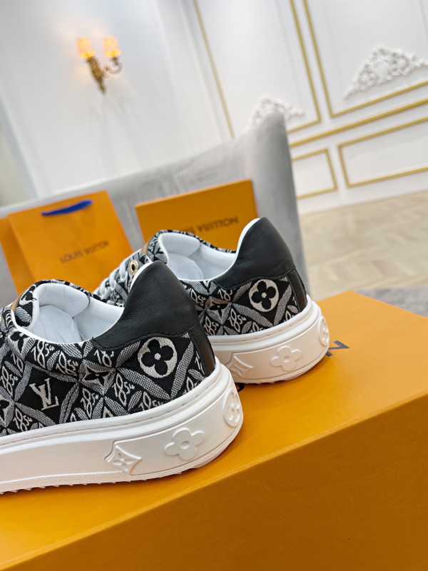 LOUIS VUITTON WOMEN"S TIME OUT SNEAKER [Louis947] CELINE CHANEL ACCESSORIES LOEWE SHOES LOUIS VUITTON DIRO YSL OTHER BRAND HANDBAGS BALENCIAGA BOTTEGA VENETA GOYARD HERMES BURBERRY VALENTINO GUCCI FENDI MIUMIU CHLOE PRADA BVLGARI SUITCASE NEW ARRIVAL 