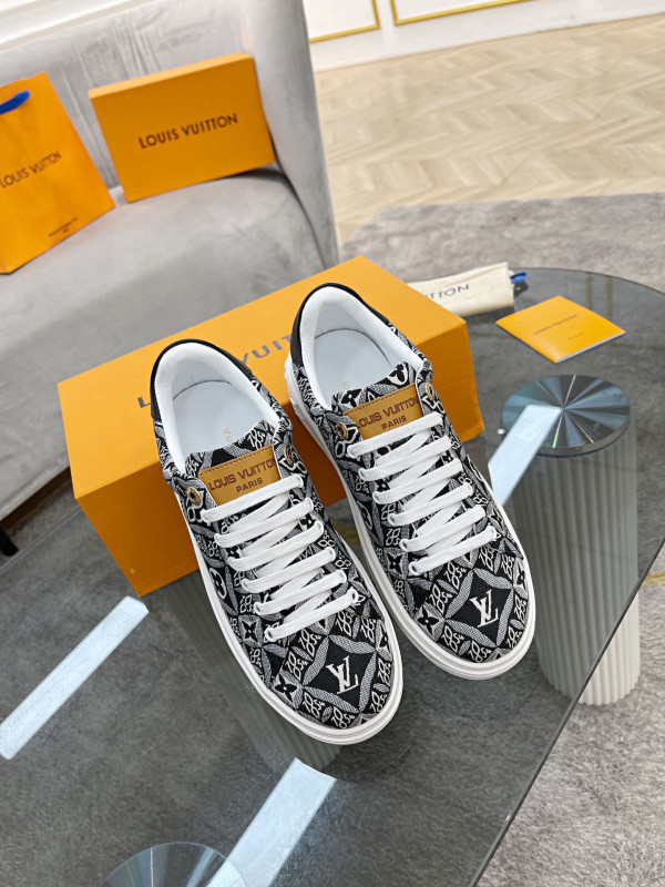 LOUIS VUITTON WOMEN"S TIME OUT SNEAKER [Louis947] CELINE CHANEL ACCESSORIES LOEWE SHOES LOUIS VUITTON DIRO YSL OTHER BRAND HANDBAGS BALENCIAGA BOTTEGA VENETA GOYARD HERMES BURBERRY VALENTINO GUCCI FENDI MIUMIU CHLOE PRADA BVLGARI SUITCASE NEW ARRIVAL 