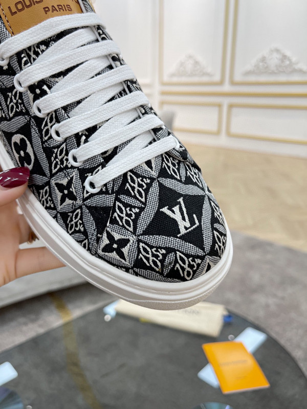 LOUIS VUITTON WOMEN"S TIME OUT SNEAKER [Louis947] CELINE CHANEL ACCESSORIES LOEWE SHOES LOUIS VUITTON DIRO YSL OTHER BRAND HANDBAGS BALENCIAGA BOTTEGA VENETA GOYARD HERMES BURBERRY VALENTINO GUCCI FENDI MIUMIU CHLOE PRADA BVLGARI SUITCASE NEW ARRIVAL 