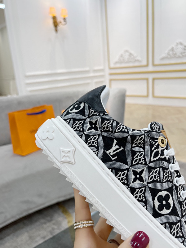LOUIS VUITTON WOMEN"S TIME OUT SNEAKER [Louis947] CELINE CHANEL ACCESSORIES LOEWE SHOES LOUIS VUITTON DIRO YSL OTHER BRAND HANDBAGS BALENCIAGA BOTTEGA VENETA GOYARD HERMES BURBERRY VALENTINO GUCCI FENDI MIUMIU CHLOE PRADA BVLGARI SUITCASE NEW ARRIVAL 