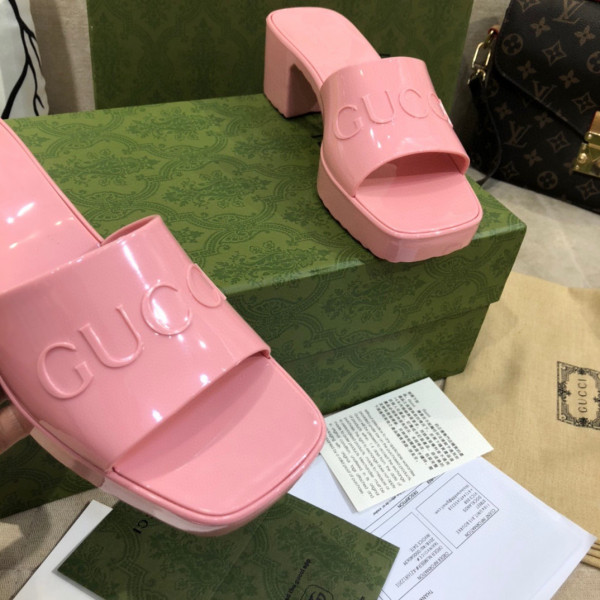 GUCCI Women's rubber slide sandal [624730-3] CELINE CHANEL ACCESSORIES LOEWE SHOES LOUIS VUITTON DIRO YSL OTHER BRAND HANDBAGS BALENCIAGA BOTTEGA VENETA GOYARD HERMES BURBERRY VALENTINO GUCCI FENDI MIUMIU CHLOE PRADA BVLGARI SUITCASE NEW ARRIVAL 