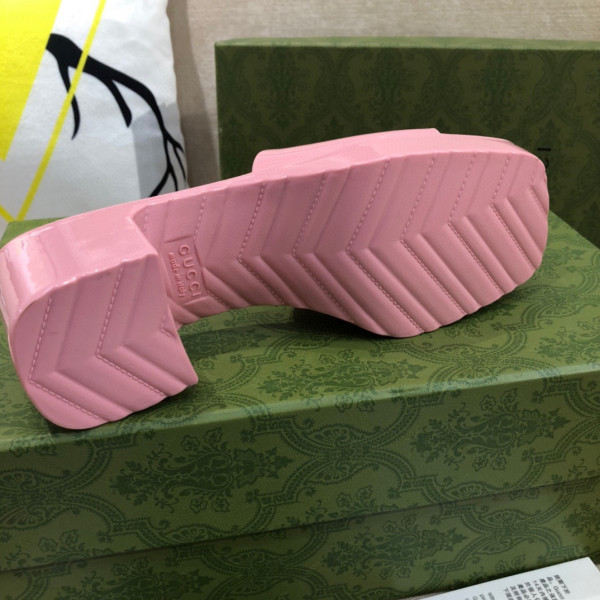 GUCCI Women's rubber slide sandal [624730-3] CELINE CHANEL ACCESSORIES LOEWE SHOES LOUIS VUITTON DIRO YSL OTHER BRAND HANDBAGS BALENCIAGA BOTTEGA VENETA GOYARD HERMES BURBERRY VALENTINO GUCCI FENDI MIUMIU CHLOE PRADA BVLGARI SUITCASE NEW ARRIVAL 