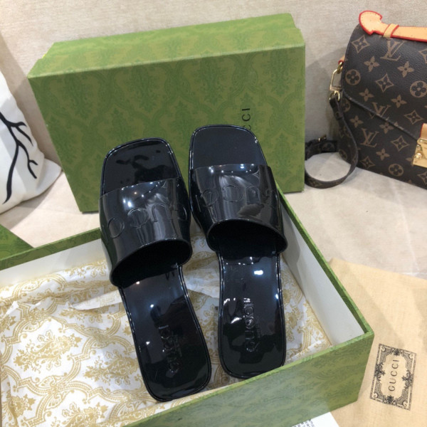 (image for) GUCCI Women's rubber slide sandal
