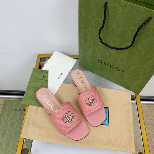 GUCCI Women's slide with Double G [646169-4] CELINE CHANEL ACCESSORIES LOEWE SHOES LOUIS VUITTON DIRO YSL OTHER BRAND HANDBAGS BALENCIAGA BOTTEGA VENETA GOYARD HERMES BURBERRY VALENTINO GUCCI FENDI MIUMIU CHLOE PRADA BVLGARI SUITCASE NEW ARRIVAL 