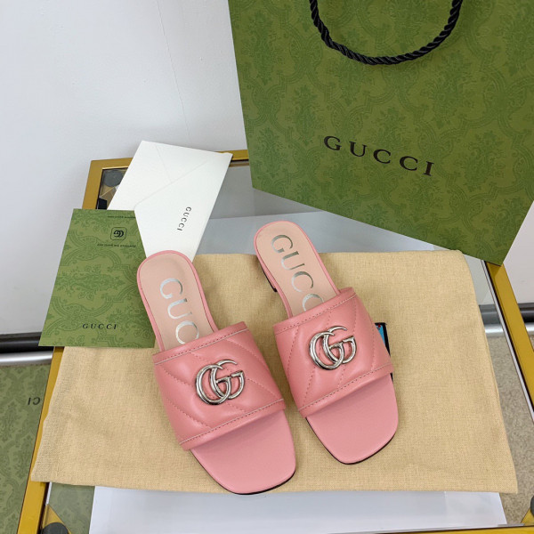 GUCCI Women's slide with Double G [646169-4] CELINE CHANEL ACCESSORIES LOEWE SHOES LOUIS VUITTON DIRO YSL OTHER BRAND HANDBAGS BALENCIAGA BOTTEGA VENETA GOYARD HERMES BURBERRY VALENTINO GUCCI FENDI MIUMIU CHLOE PRADA BVLGARI SUITCASE NEW ARRIVAL 