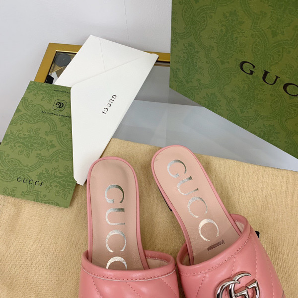 GUCCI Women's slide with Double G [646169-4] CELINE CHANEL ACCESSORIES LOEWE SHOES LOUIS VUITTON DIRO YSL OTHER BRAND HANDBAGS BALENCIAGA BOTTEGA VENETA GOYARD HERMES BURBERRY VALENTINO GUCCI FENDI MIUMIU CHLOE PRADA BVLGARI SUITCASE NEW ARRIVAL 