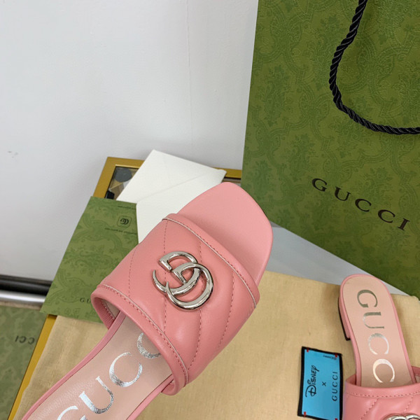 GUCCI Women's slide with Double G [646169-4] CELINE CHANEL ACCESSORIES LOEWE SHOES LOUIS VUITTON DIRO YSL OTHER BRAND HANDBAGS BALENCIAGA BOTTEGA VENETA GOYARD HERMES BURBERRY VALENTINO GUCCI FENDI MIUMIU CHLOE PRADA BVLGARI SUITCASE NEW ARRIVAL 