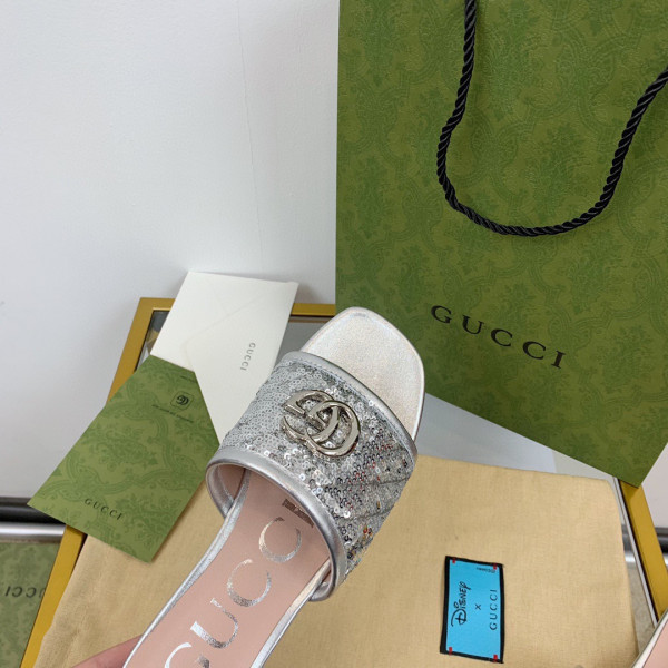 GUCCI Women's slide with Double G [646169-2] CELINE CHANEL ACCESSORIES LOEWE SHOES LOUIS VUITTON DIRO YSL OTHER BRAND HANDBAGS BALENCIAGA BOTTEGA VENETA GOYARD HERMES BURBERRY VALENTINO GUCCI FENDI MIUMIU CHLOE PRADA BVLGARI SUITCASE NEW ARRIVAL 