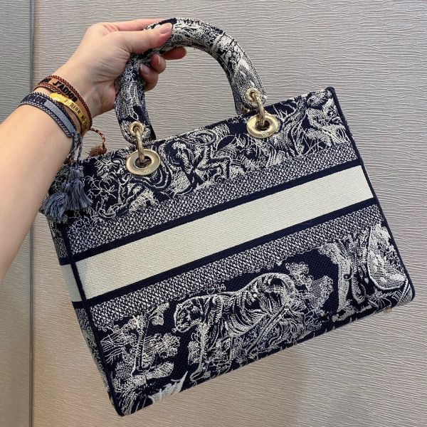 DIRO LARGE LADY D-LITE BAG [DIRO770] CELINE CHANEL ACCESSORIES LOEWE SHOES LOUIS VUITTON DIRO YSL OTHER BRAND HANDBAGS BALENCIAGA BOTTEGA VENETA GOYARD HERMES BURBERRY VALENTINO GUCCI FENDI MIUMIU CHLOE PRADA BVLGARI SUITCASE NEW ARRIVAL 
