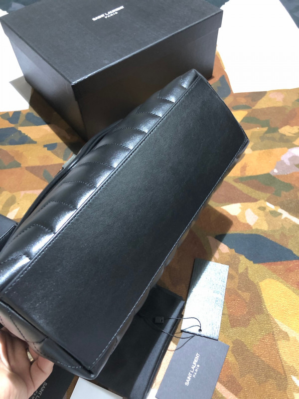 YSL LOULOU MEDIUM [YSL343] CELINE CHANEL ACCESSORIES LOEWE SHOES LOUIS VUITTON DIRO YSL OTHER BRAND HANDBAGS BALENCIAGA BOTTEGA VENETA GOYARD HERMES BURBERRY VALENTINO GUCCI FENDI MIUMIU CHLOE PRADA BVLGARI SUITCASE NEW ARRIVAL 
